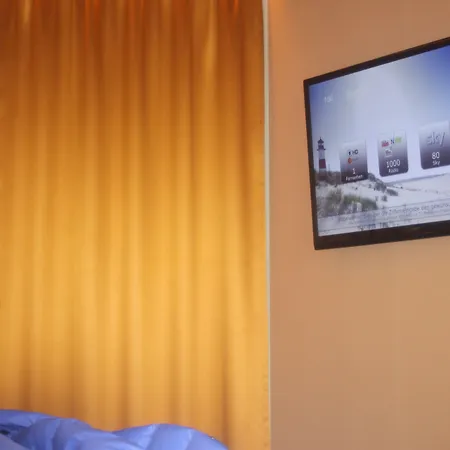 Und Restaurant Burg ホテル 3*