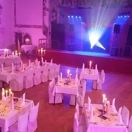 Und Restaurant Burg 3*