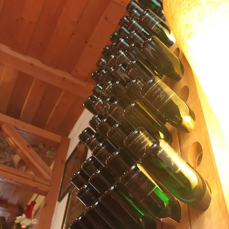 Und Restaurant Burg ホテル 3*