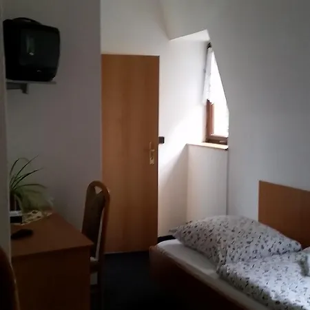 Und Restaurant Burg 3*