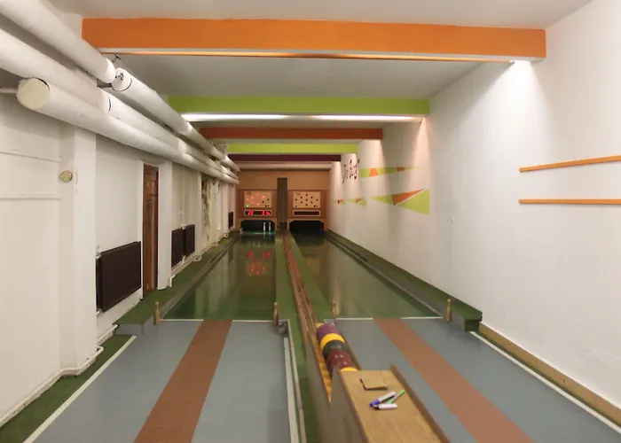 Отель Und Restaurant Burg