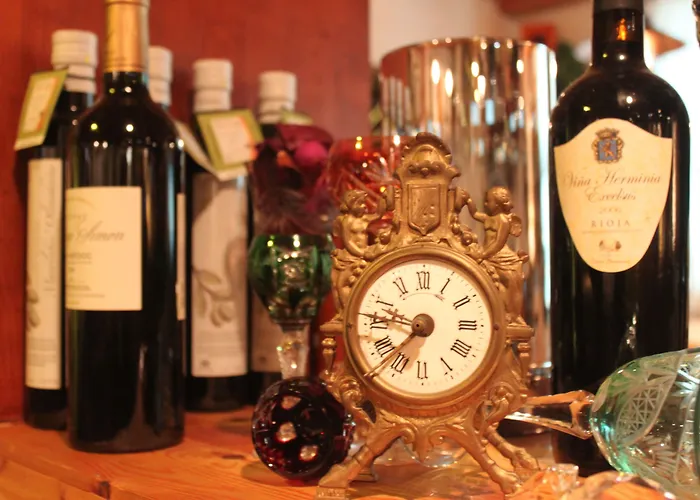 Und Restaurant Burg Отель