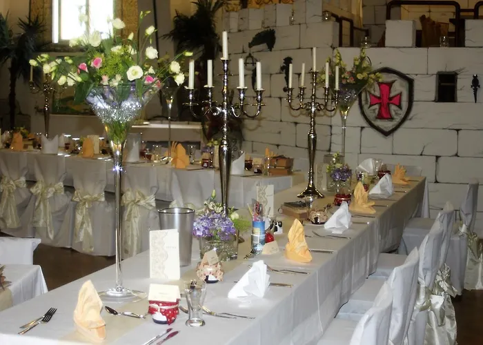 Отель Und Restaurant Burg Ehrenfriedersdorf